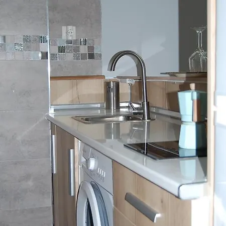 Jardines& Parking Apartamento